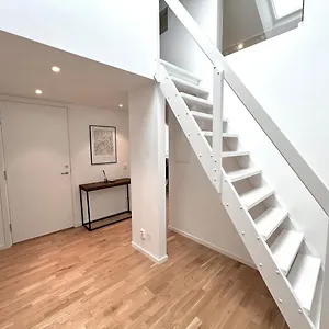 Elegant In The Heart Of The Apartment